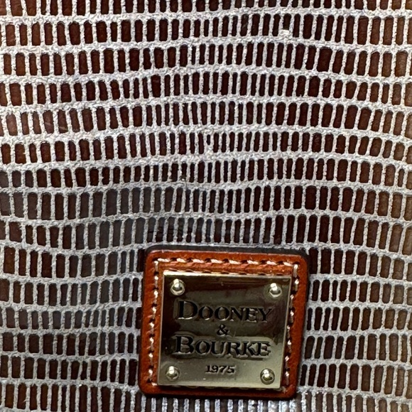 Dooney & Bourke snake skin bag with natural leather trim - Picture 5 of 13